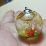 ハーバリウムのネックレス　　作製中☆