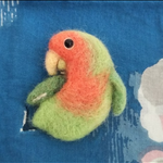 羊毛フェルト   コザクラインコ   ブローチ