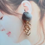 大ぶり×秋 冬×ファー×3連ツイスト×ピアス