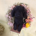 羊毛フェルト トイプードルのフラワーリース