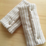 エルゴ対応＊ベージュストライプのよだれパッド（サッキングパッド）