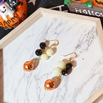 🎃 ハロウィン 🎃 蓄光ビーズとカボチャビーズの揺れるピアス(イヤリング)