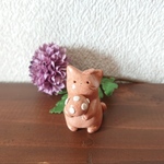 秋の土にゃんこ