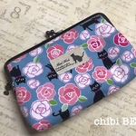 黒猫とお花のがま口通帳ポーチ♪