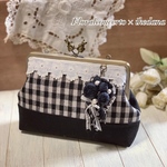 mina様専用 ikedanaさんとのコラボ作品☆ギンガムチェック×黒のがま口ポシェット