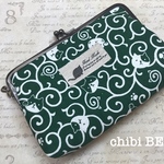 和柄 唐草模様とねこのがま口通帳ポーチ♪(緑)