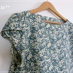 green flower* チューリップスリーブチュニックブラウス　フリーサイズ