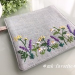 🌿ハーブガーデン・手刺繍ポットマットno.1