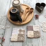 【 2枚set 】＊ 大人可愛い ＊ ふんわり ♡ 麻色リネンと 刺繍のコースター ＊