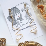 ♡SALE♡パーティーシーンにもおすすめ🦋蝶とパールの上品なゴールドピアス