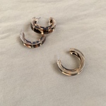 レオパードループピアス