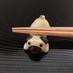 パグの小さな箸置き♪