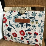 セール❣️リバティ生地の文鎮がま口財布