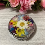 お花のコンパクトミラーピルケース