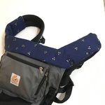 1枚で便利✩⃛ 抱っこ紐首周り全体よだれカバー