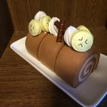 チョコロールケーキ