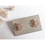 gold flower pierce