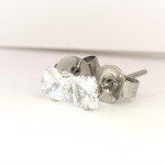 シンプルな一粒ジルコニアキラキラピアス＊卒業式・入学式にも活躍