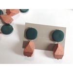 big green × camel wood
