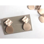mat gold pierce