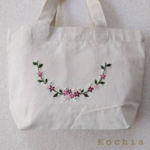送料無料　＊お花刺繍トートバッグ＊