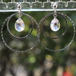 二重の環のサンキャッチャーピアス（シルバー）