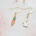 ☆白ウサギとニンジンのイヤリングorピアス☆彡