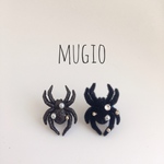 【再販】ハロウィンピアス「パールクモ」