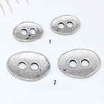 M2060_2  15個 メタルパーツ ボタン2つ穴 オーバル アンティークシルバー  3X【5ヶ】