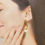 ハートを掴んだぞ！ピアス