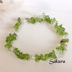 8月の誕生石ペリドット＆水晶☆さざれ石ブレスレット