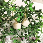 小さな角砂糖のピアス♪◆ホワイト◆