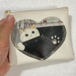  感謝セール品❤️アップリケねこ柄😻肉球付き💖ソフトレザー 便利ラミネート ミニポーチ