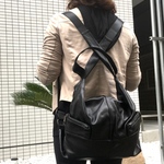 柔らかい上質な本革の大きめ2wayリュック&ショルダー