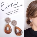 【EIMI】ベージュホワイトカボション×クリアブラウンフープゴールド＊ ピアス/イヤリング