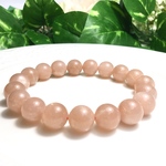 【送料無料】10㎜ ＊ ピーチムーンストンのブレスレット🍑🍑