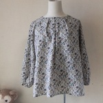 【ｍ様からのオーダーのお品】リバティ≪チェスナッツ≫胸元タックブラウス（長袖）Ｍサイズ
