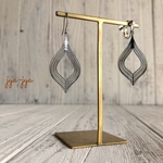  【残2】metal light earrings ＊ black