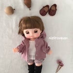 くすみピンクのマウンテンパーカーのみ