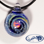 【Yasuda Glass】 ガラスの小宇宙 レインボーオパール ペンダント　No.MS803R