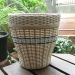 エコクラフトのふた付きゴミ箱（楕円）