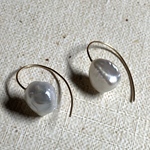 14kgf 淡水バロックパール　シンプルピアス