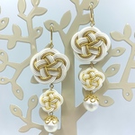 梅結びの2連ピアス 〜白金〜