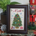 クリスマスの刺繍フレーム(ツリー)