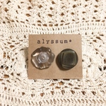 レトロボタン asymmetry earring 2