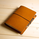 A5 / ほぼ日手帳カズン 厚手のイタリアンレザー手帳 ラバーバンドタイプ