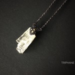 トリフェーン macramé ペンダント