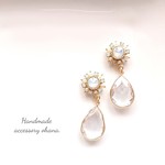 再販♡ゆらゆら 雫 ビジュー イヤリング or ピアス