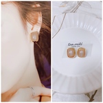✧*ピンクベージュ×ゴールドのスクエア✧*ピアス/イヤリング