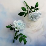 白薔薇の布花ブローチ【青色系】コサージュ